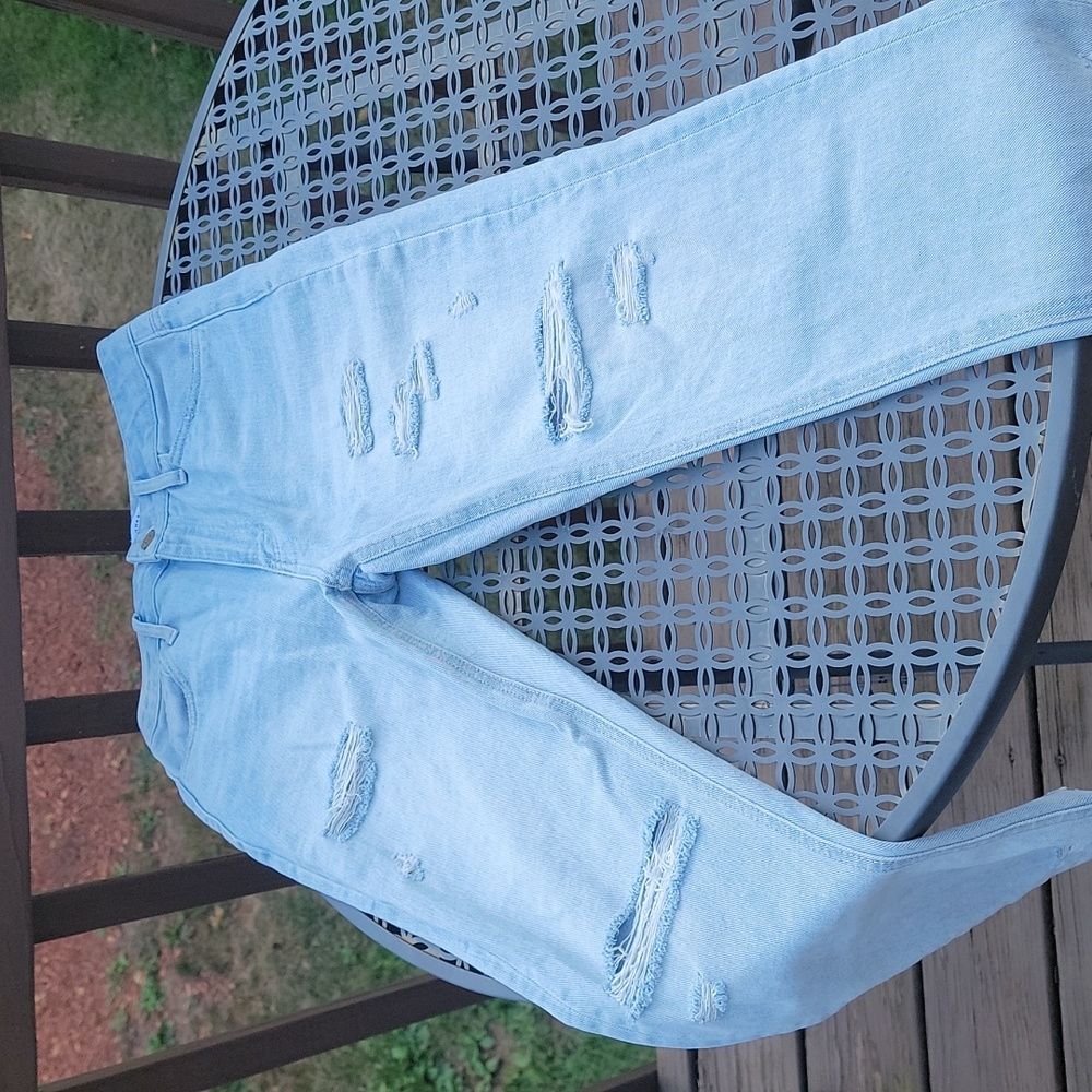VICI STATEMENT HIGH RISE JEAN - Picture 3 of 8